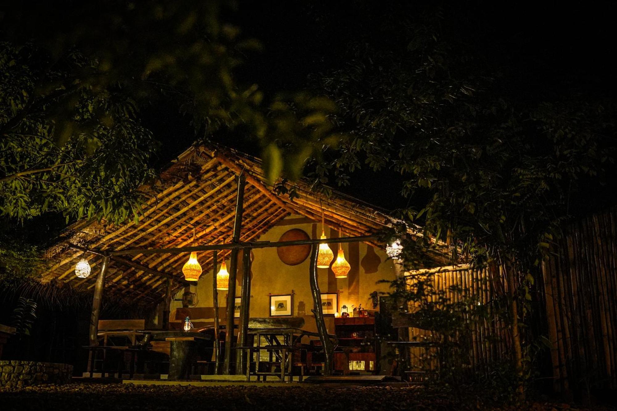 אודוואלאווה River Glamping By Gaga Bees מראה חיצוני תמונה