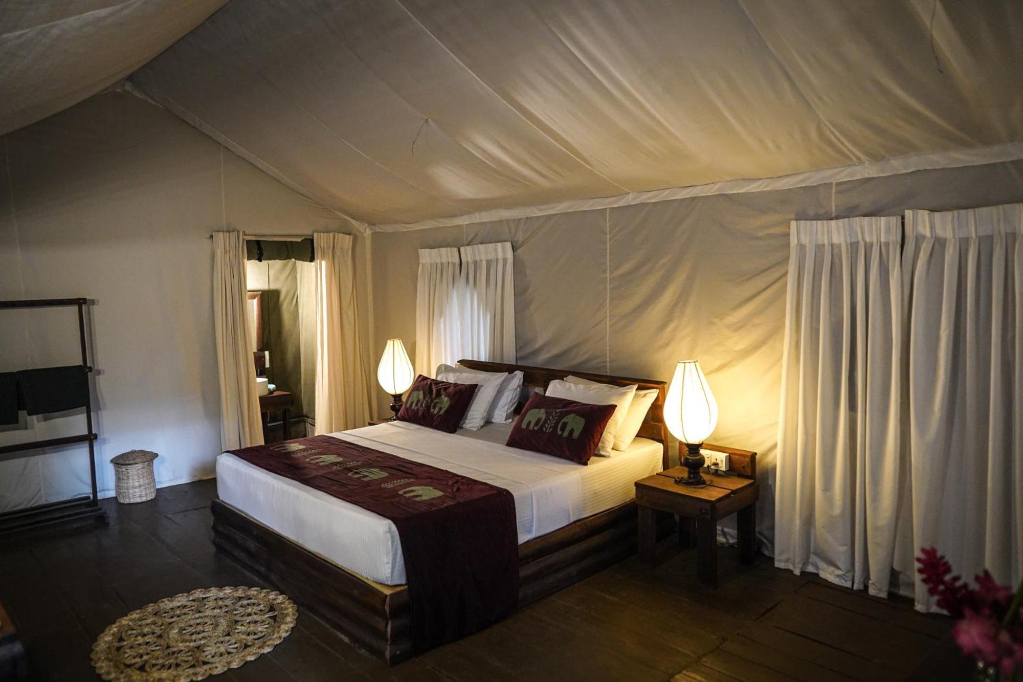 אודוואלאווה River Glamping By Gaga Bees מראה חיצוני תמונה