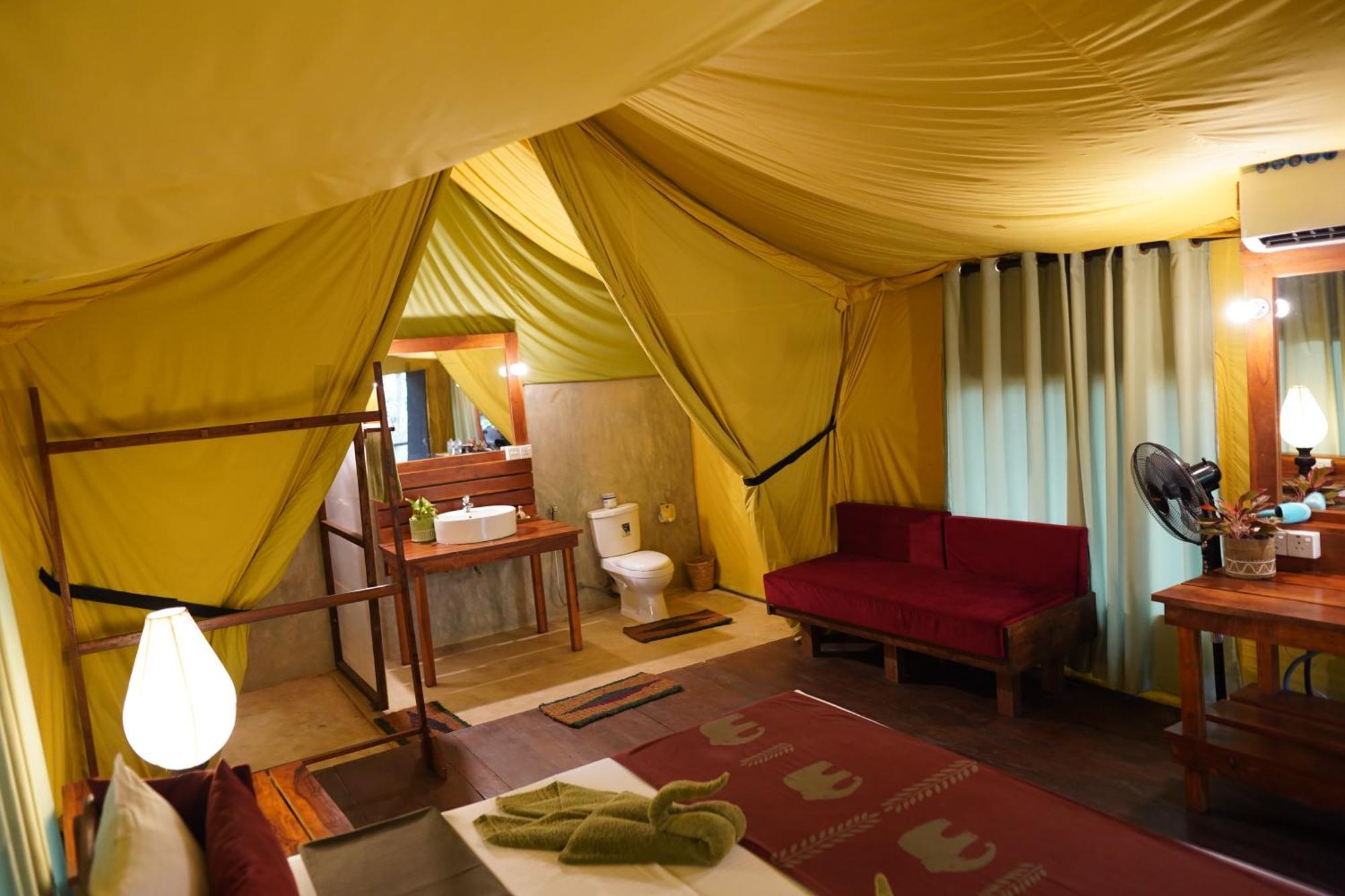 אודוואלאווה River Glamping By Gaga Bees מראה חיצוני תמונה